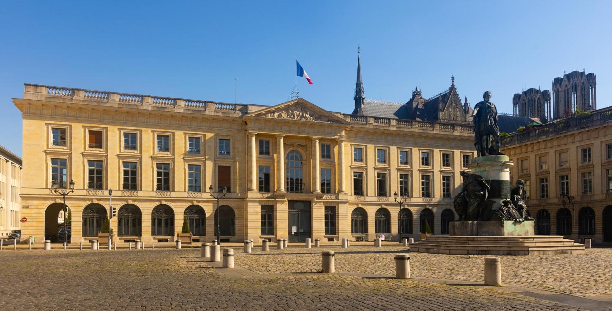 La Suite - Paisible Et A Deux Pas De La Gare Reims Exterior foto